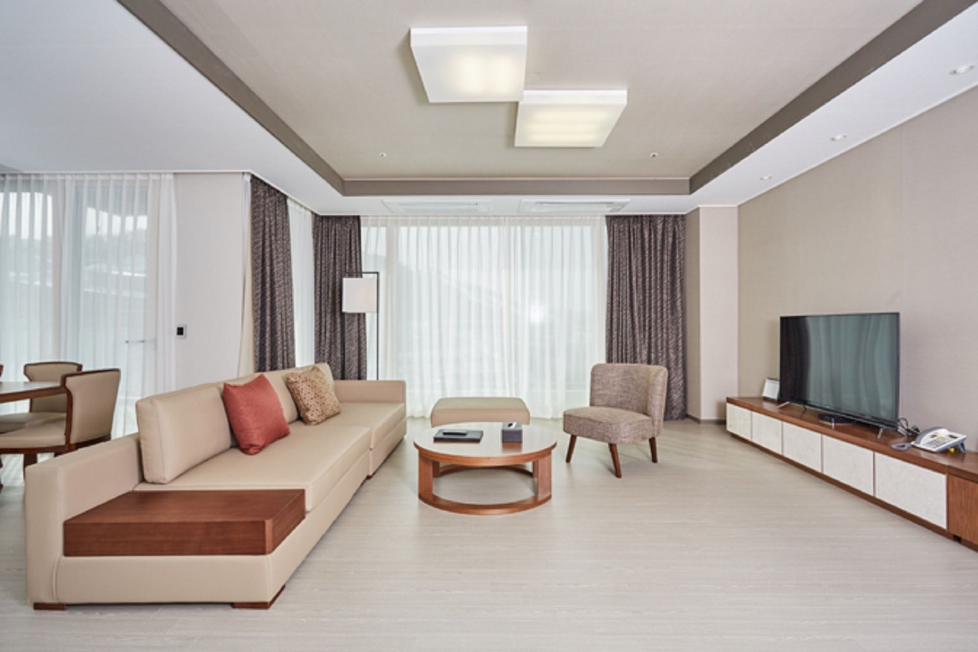 Pyeongchang I Want Hotel & Resort Екстер'єр фото