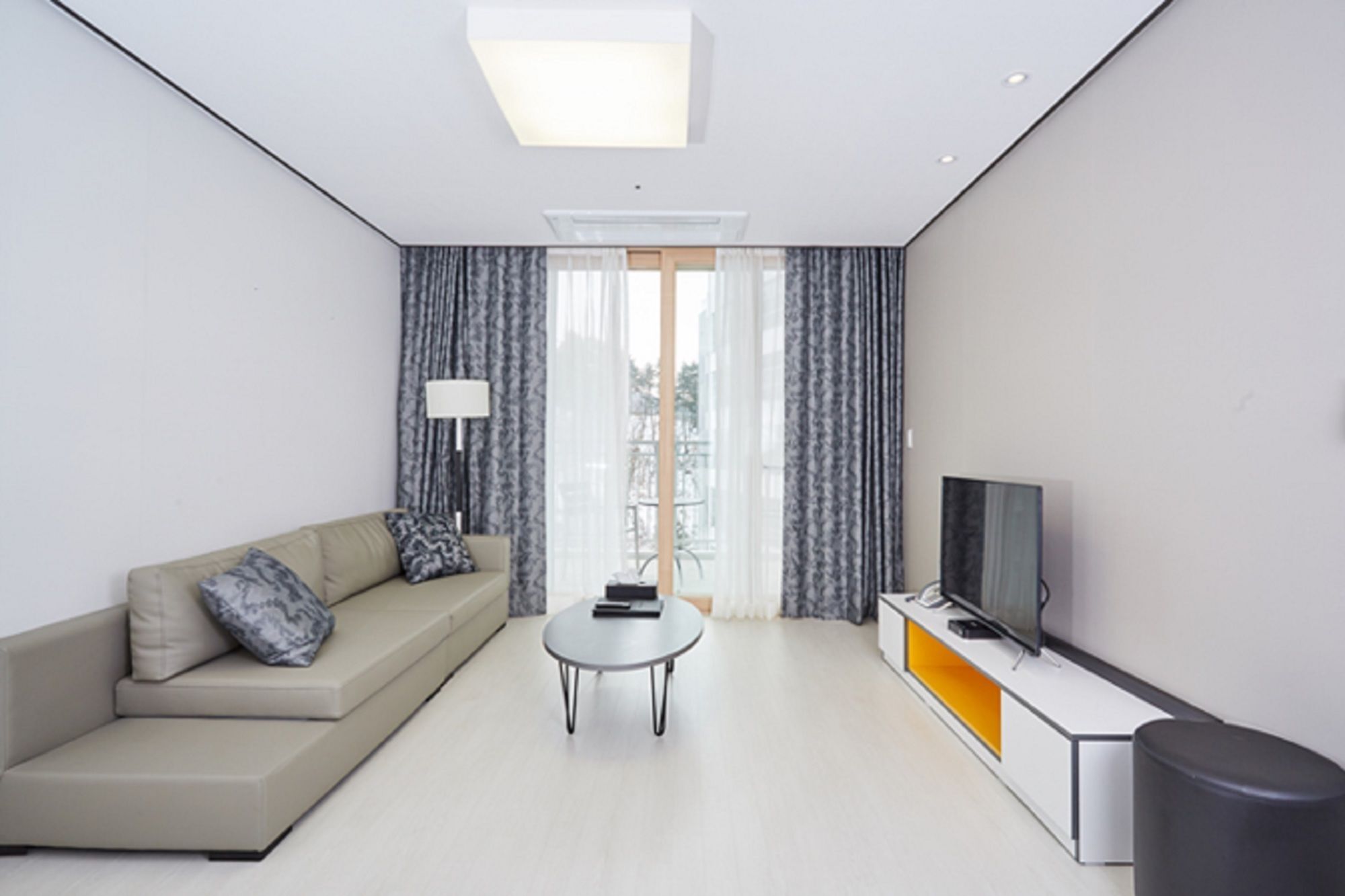 Pyeongchang I Want Hotel & Resort Екстер'єр фото