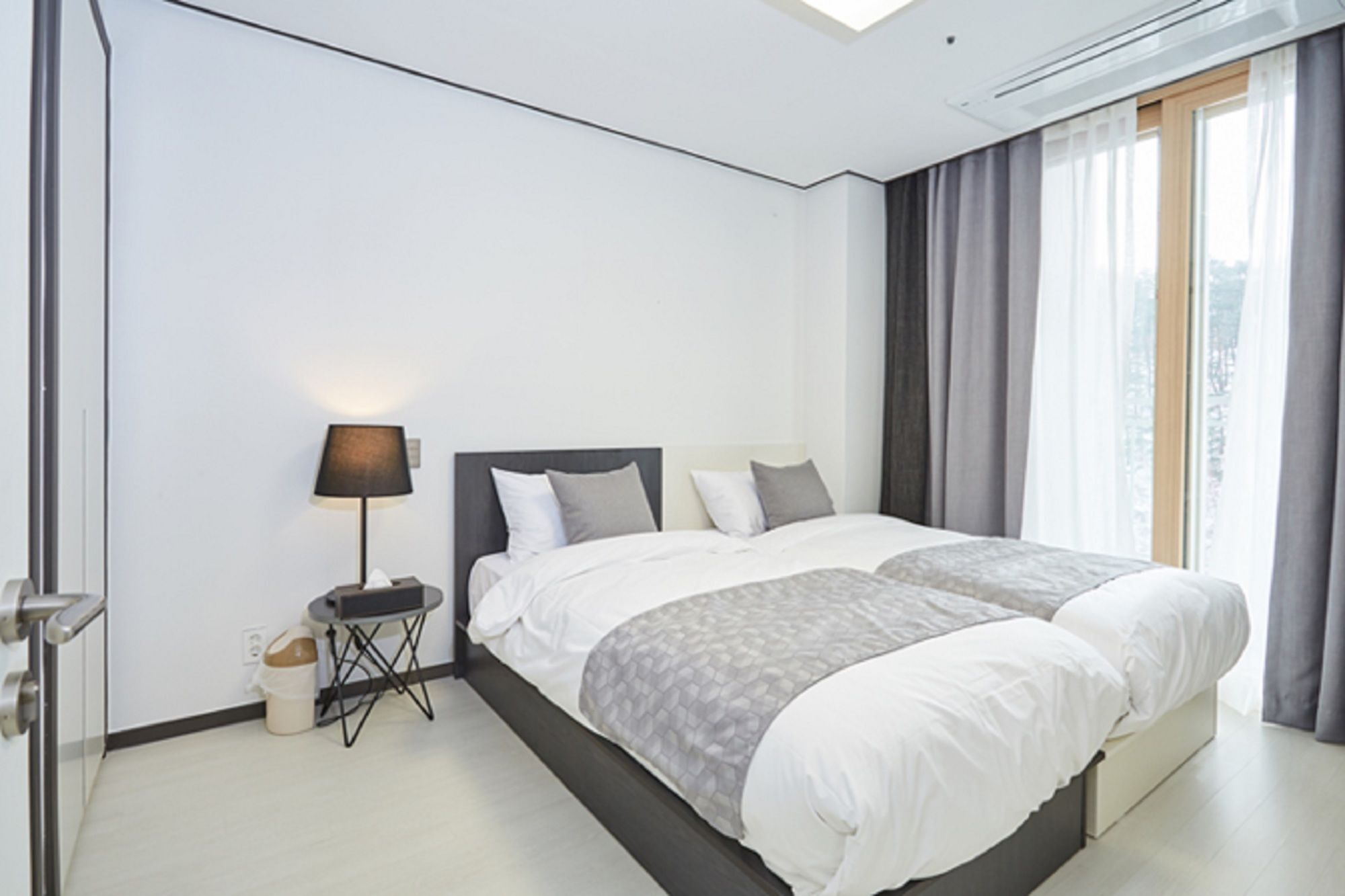 Pyeongchang I Want Hotel & Resort Екстер'єр фото